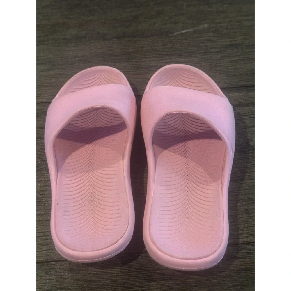 Girls Pink All In Motion Slides Sandals Beach Comfort Vacation Sz 13 Casual